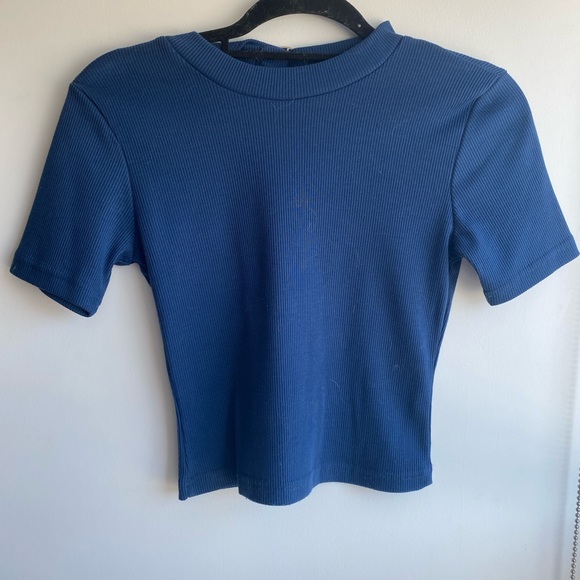 Buckle choker collared shirt - Picture 3 of 3